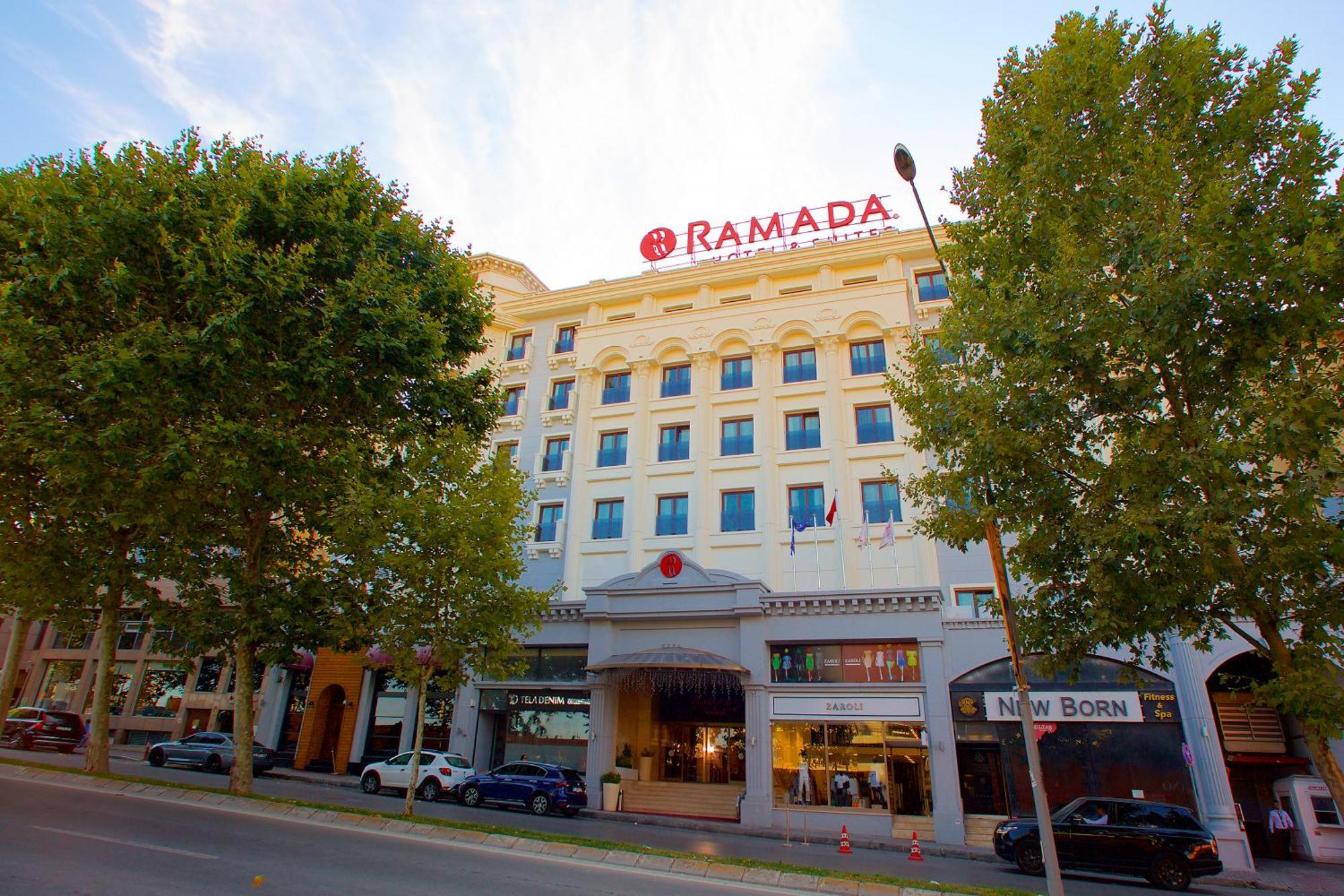Ramada By Wyndham Istanbul Merter エクステリア 写真